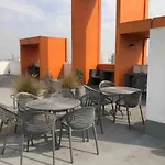 Departamento en edifico nuevo en centro de monterrey
