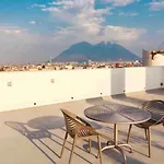 Departamento en edifico nuevo en centro de monterrey